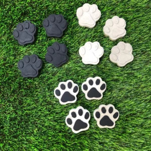 Paw Print Stones | Concrete Dog & Cat Garden Decoration | Pet Gift